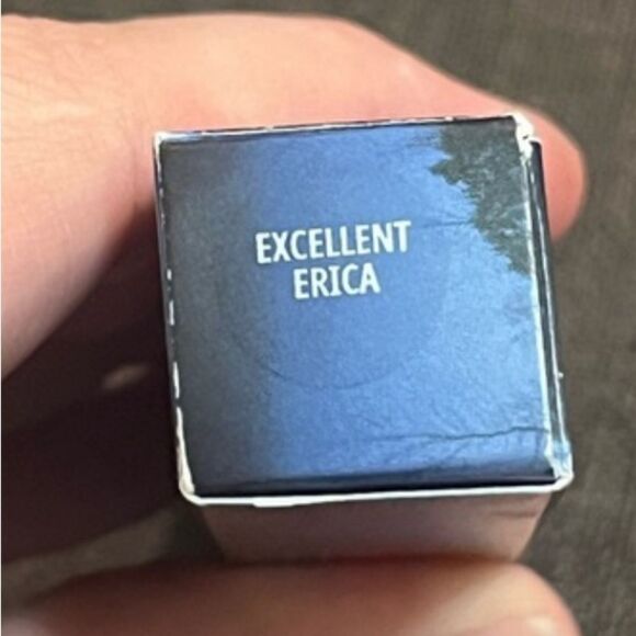 Mac Stranger Things Lipglass Excellent Erica - Picture 5 of 7